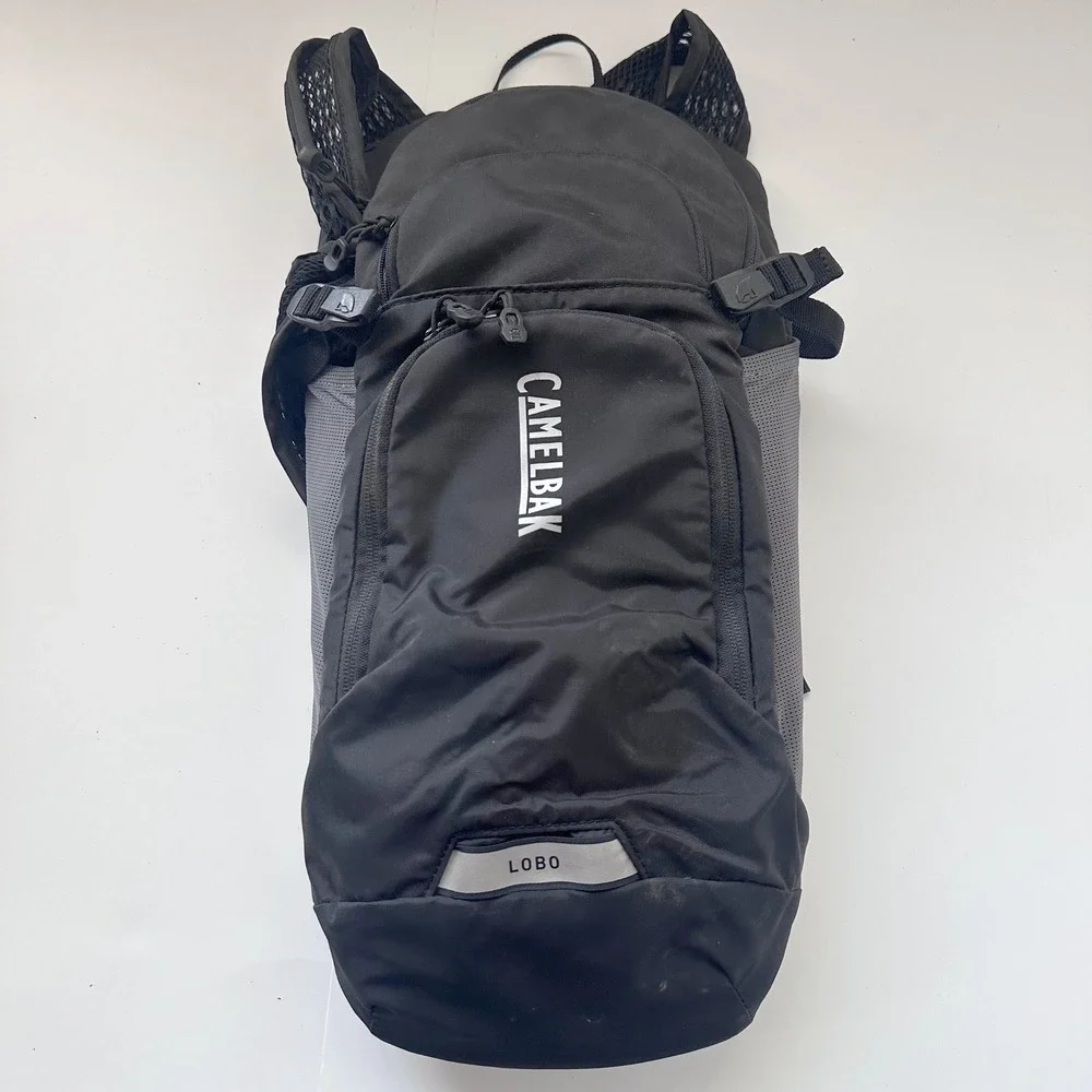 CamelBak Lobo Hydration Pack Black Gray MTB Cycling Backpack 3L Crux